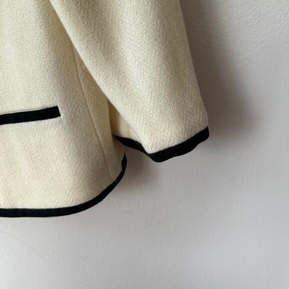 Lauren Ralph Lauren Cream wool blend 3/4 jacket black trim size 20W - Picture 6 of 10